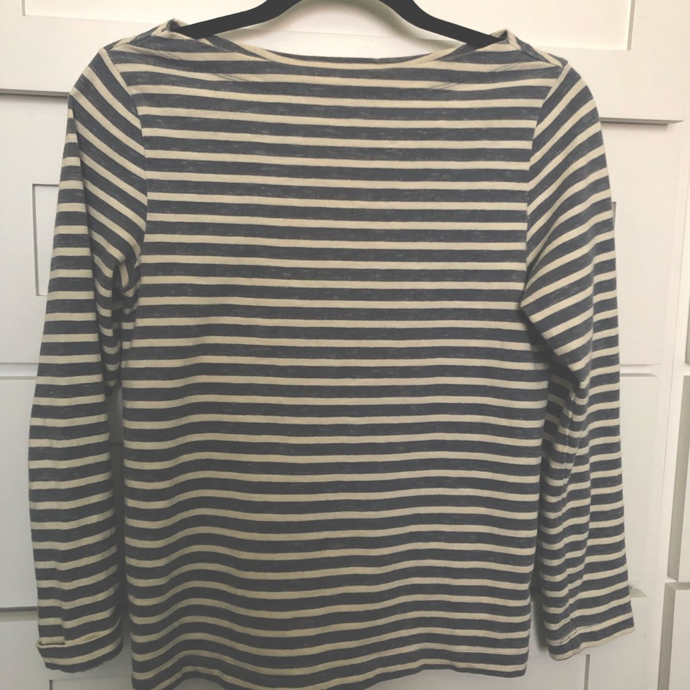 Gap Gray and Cream Striped Long-Sleeve T-Shirt (S)